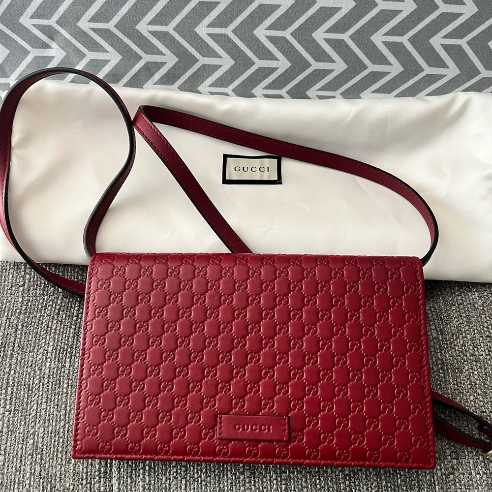 Gucci Red Micro GG Guccissima Crossbody Wallet Bag Purse